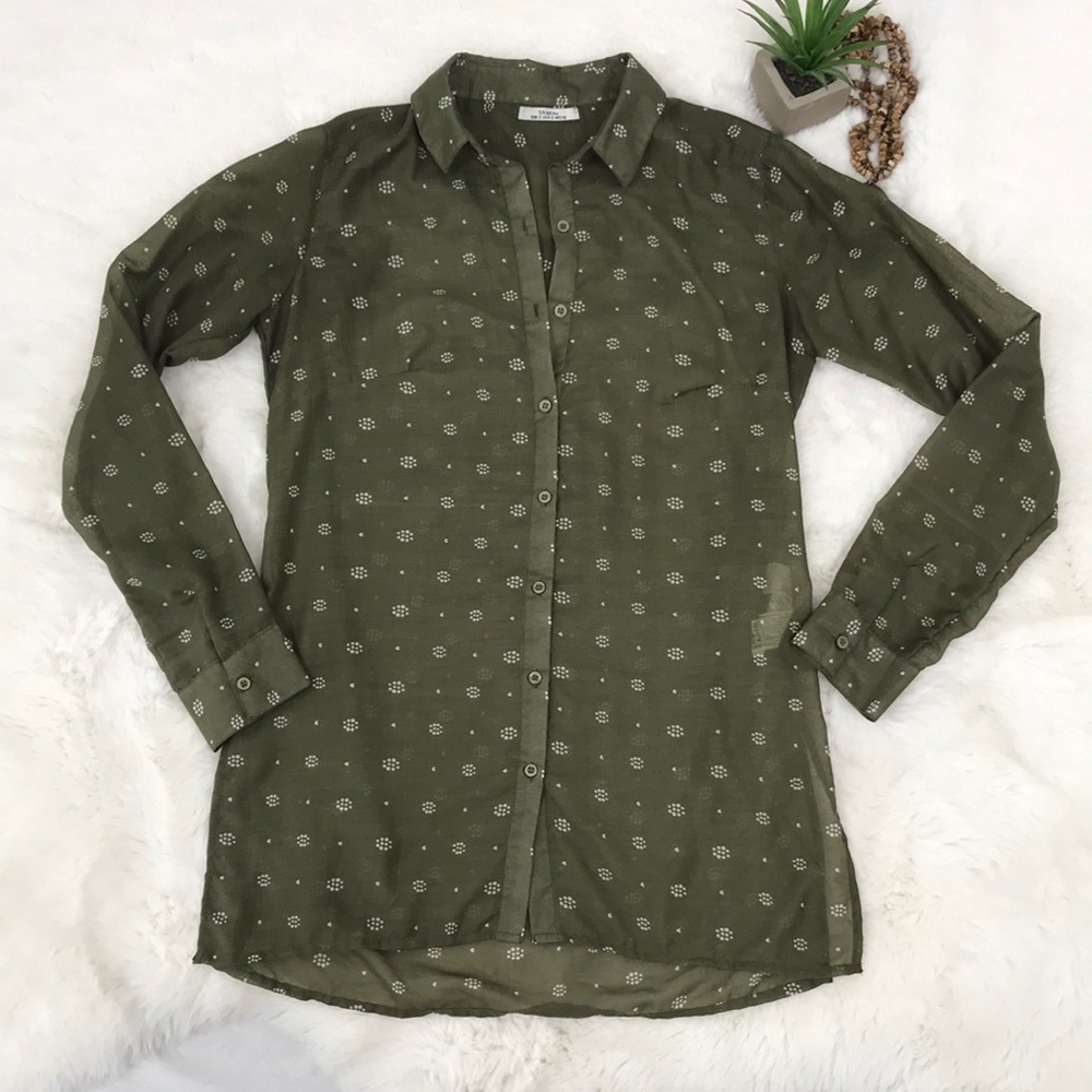 Shana army green print long sleeve blouse Size small